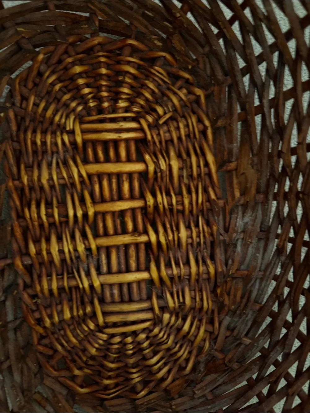 Woven Round Handle Basket - Natural Brown 14x8” Make an offer!
